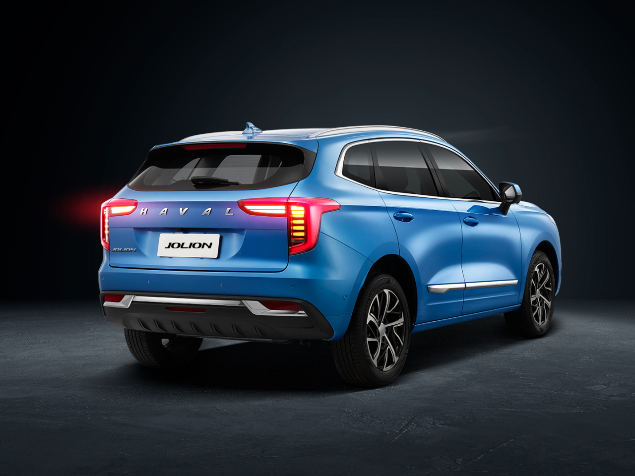 Купить новую HAVAL JOLION в кредит в Казани. Официальный дилер. Новые  автомобили в кредит. Автокредит, акции, трейдин!